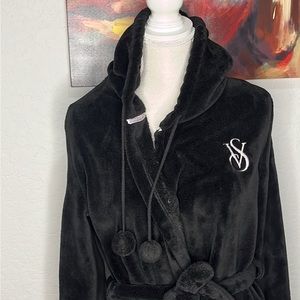 ❤️ Victoria’s Secret Hooded Robe